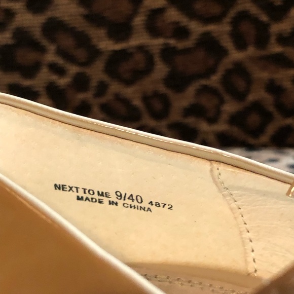 Chinese Laundry Next To Me Pumps - Size 9 - Picture 7 of 16